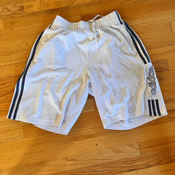 VINTAGE ATHLETIC BASKETBALL ORIGINAL ADIDAS SHORTS 3 stripes - Picture 1 of 7